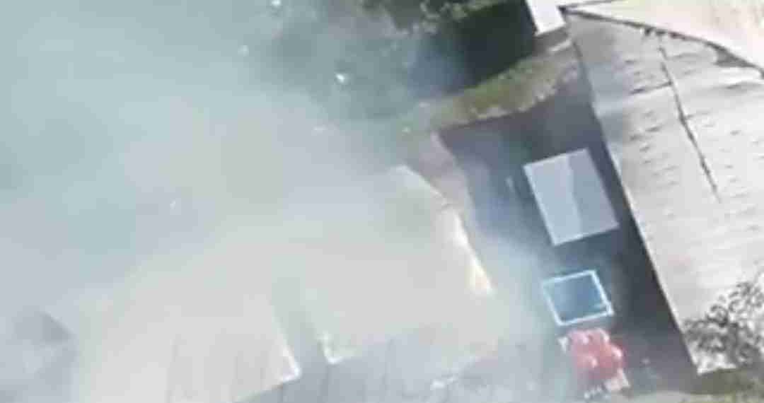 Satgas OPS Damai Cartenz 2025 Pukul Mundur KKB Usai Bakar Puskesmas