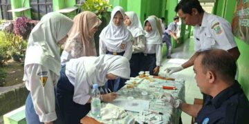 BNK Bekasi Gelar Sosialisasi dan Tes Urine di SMPN 01 Cikarang Barat